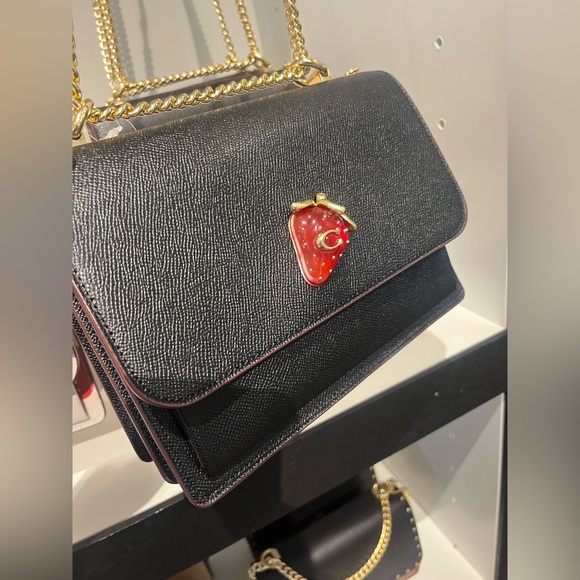 NWT COACH Klare Crossbody In Signature Canvas With Strawberry Shoulder Bag CH331 - Picture 6 of 11